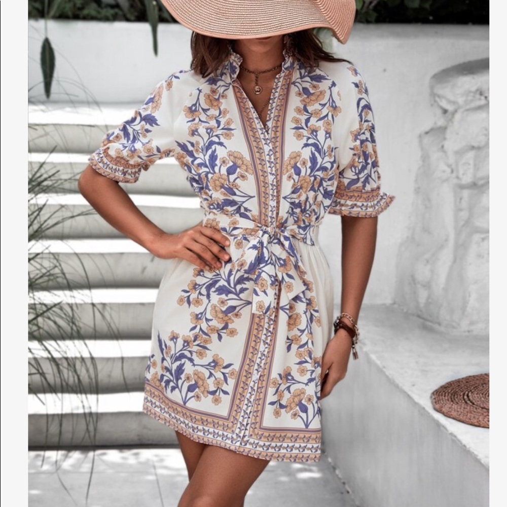 Boho Floral Print Puff Sleeves Tie Back Dress - Picture 3 of 8
